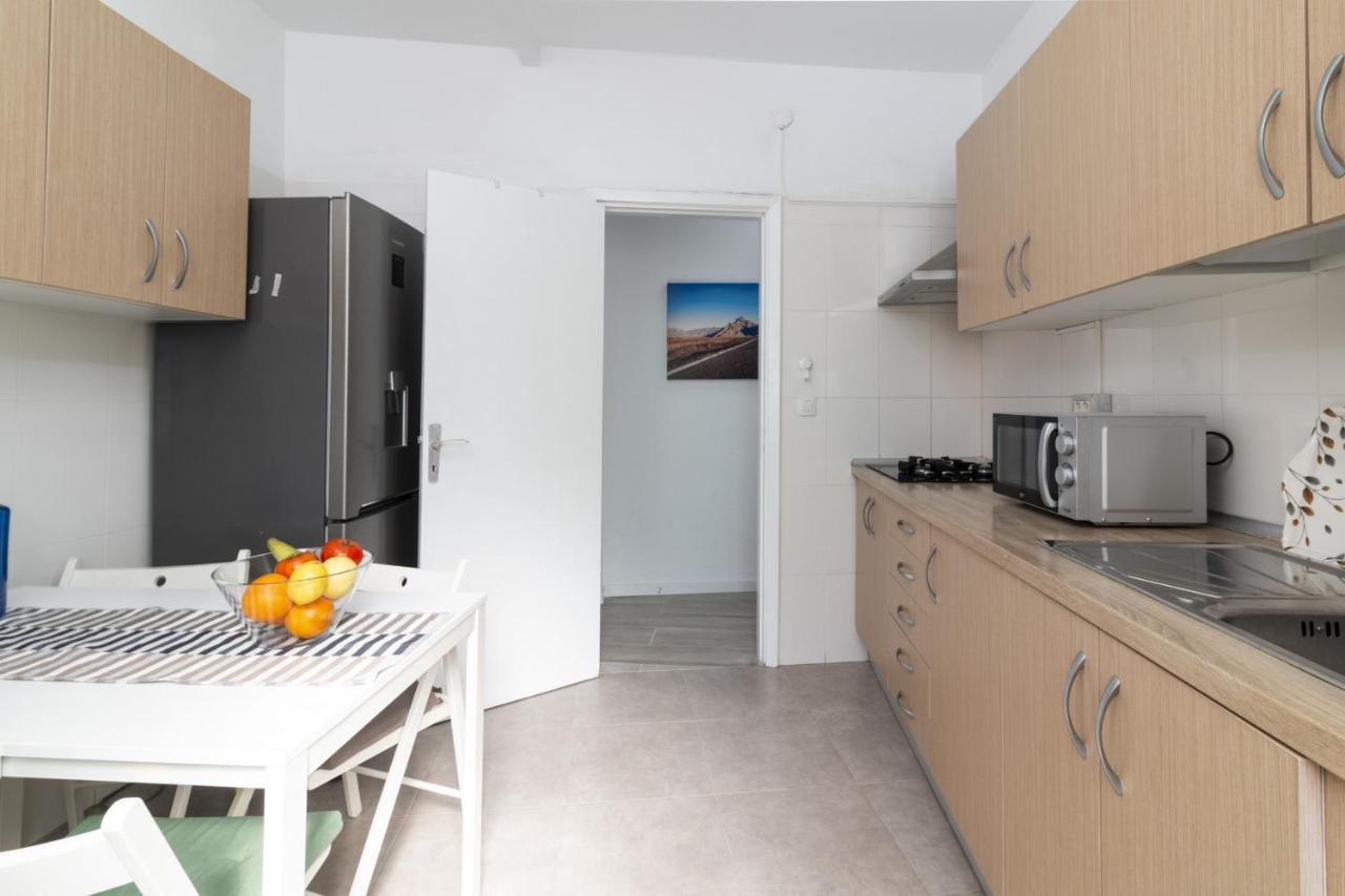 Homeforguest Amplio Apartamento En El Centro De Santa Cruz Exterior photo
